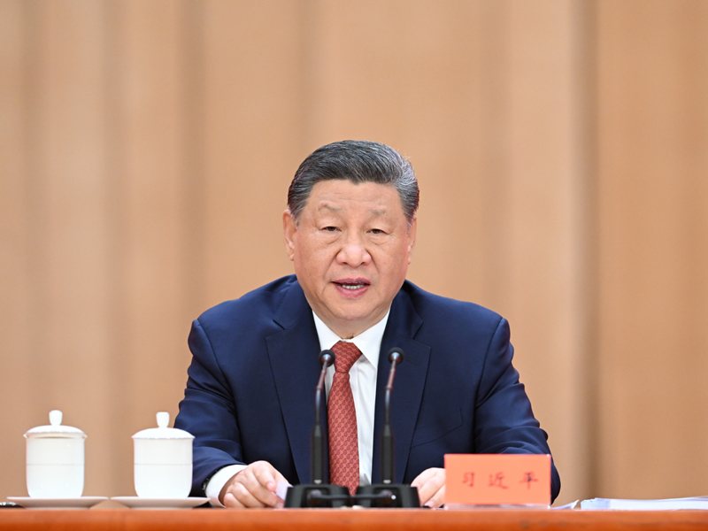 庆祝中华全国总工会成立100周年暨全国劳动模范和先进工作者表彰大会隆重举行 
习近平发表重要讲话「相关图片」